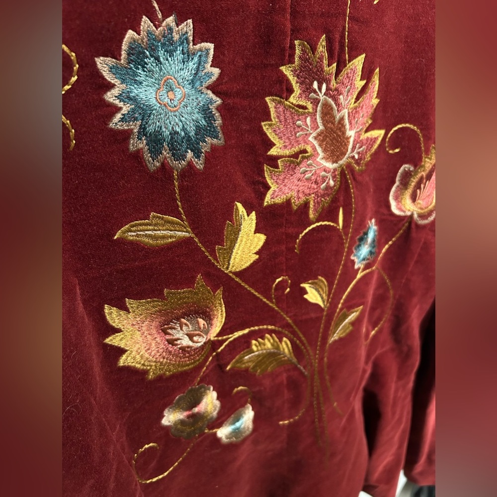 Embroidered Blazer
